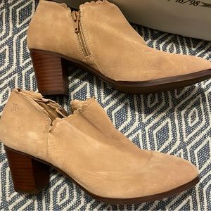 Jack Rogers suede booties- size 7M- EUC